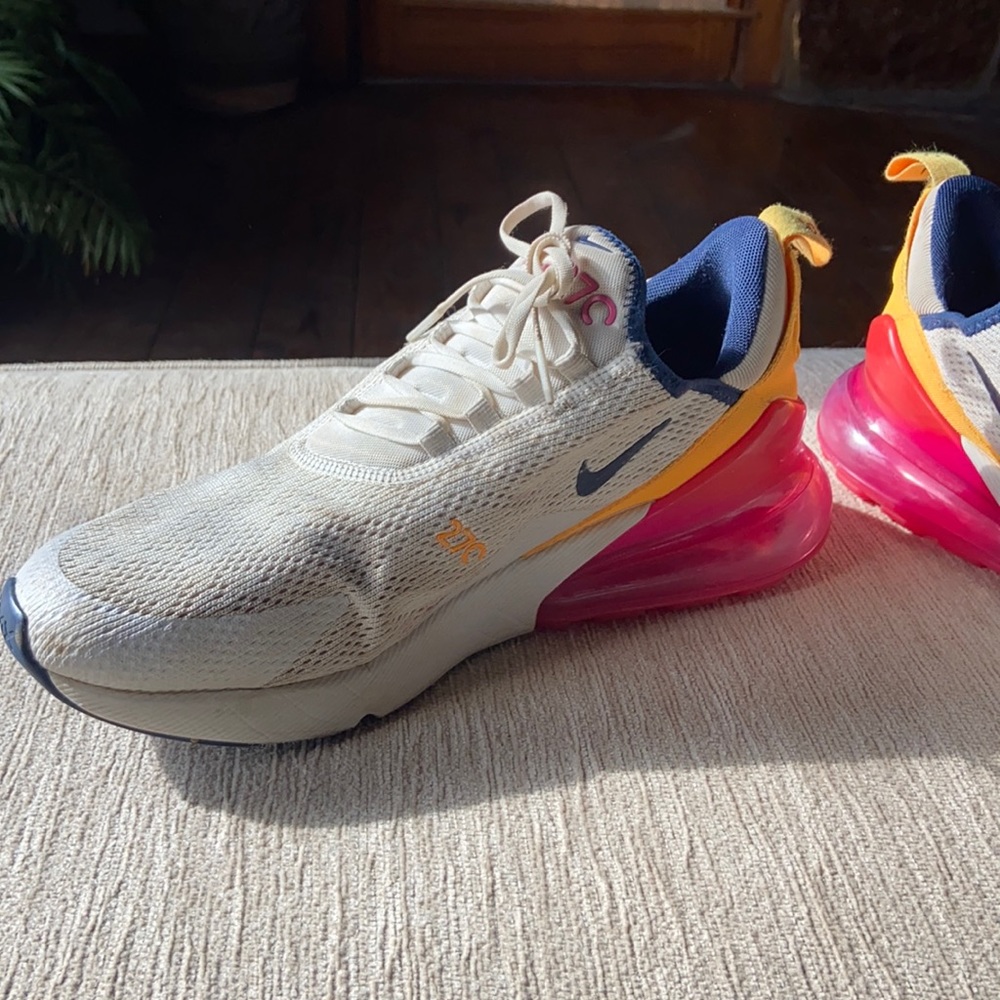 NIKE AIRMAX SHOES